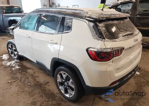 2019 Jeep Compass Limited 4X4 из США, поврежденный, VIN 3C4NJDCB2KT657007